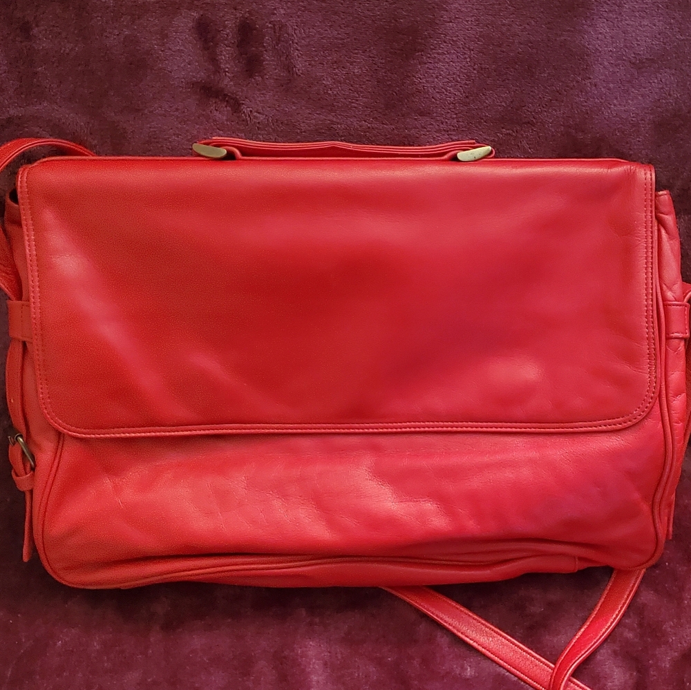 Tula Collection genuine leather handbag